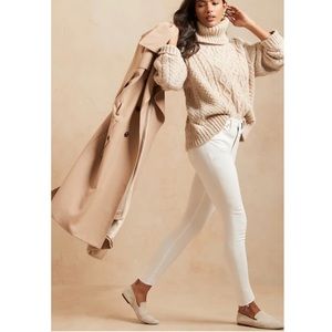 Banana Republic High Rise Skinny Jean in White Size 31
